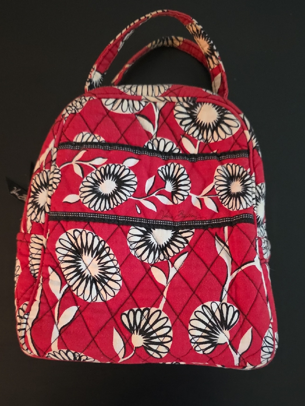 Vera Bradley Quilted Floral Lunch Bag- Red Deco Daisy Pattern